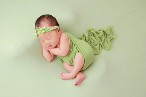 崇左5个月宝宝睡觉 崇左5个月宝宝睡觉